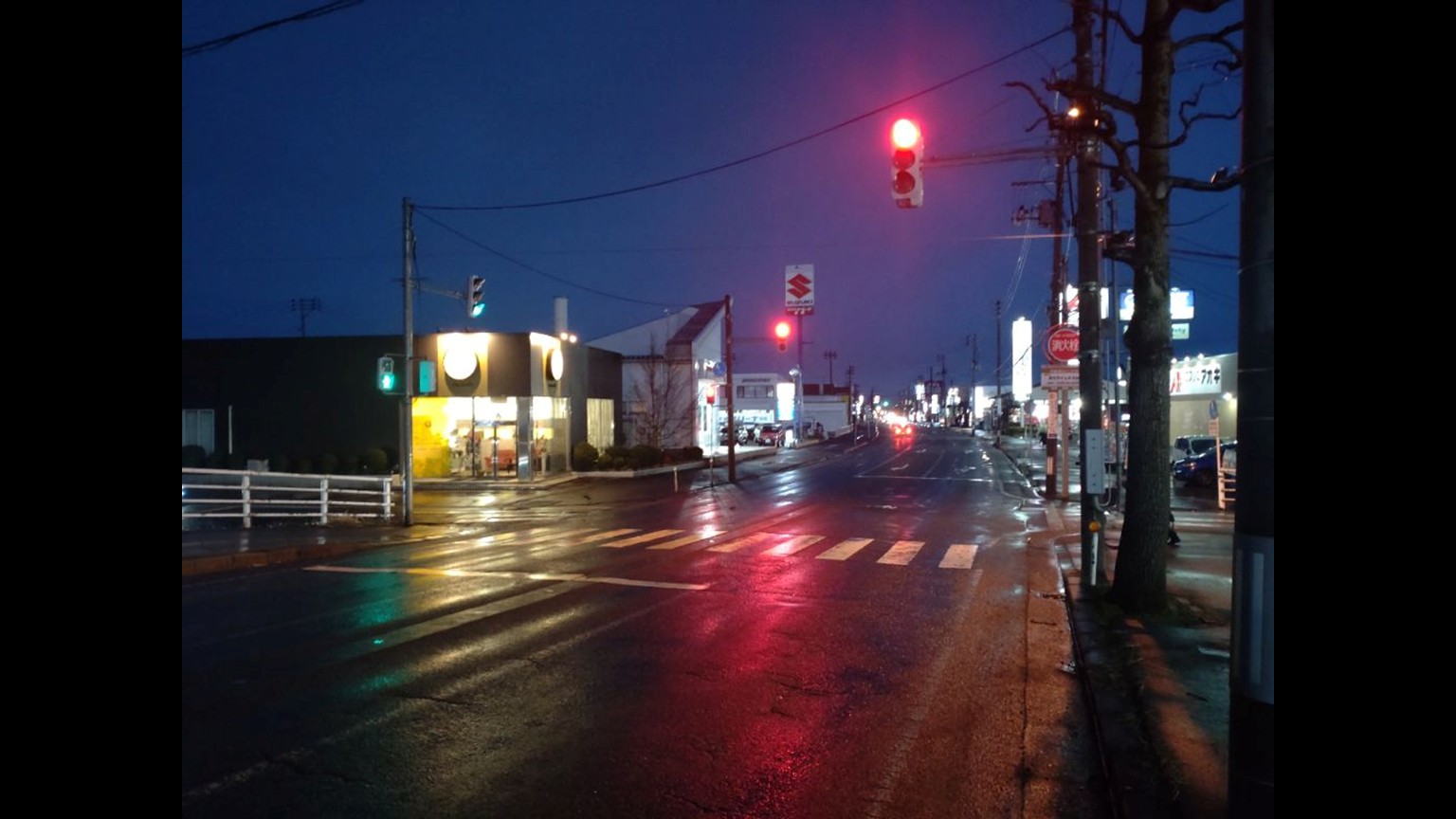 急病人を乗せて緊急走行中の救急車 交差点で軽乗用車と衝突、救急隊員が軽傷【新潟･長岡市】 2026年03月06日(金)